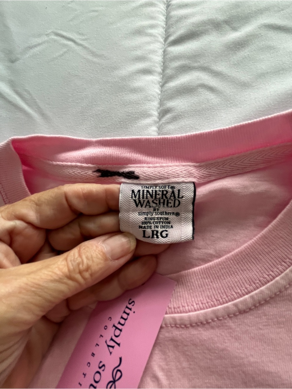 Simply Southern Mineral Washed Light Pink Tee with Seashell and Bow. Sz Large - Picture 3 of 3
